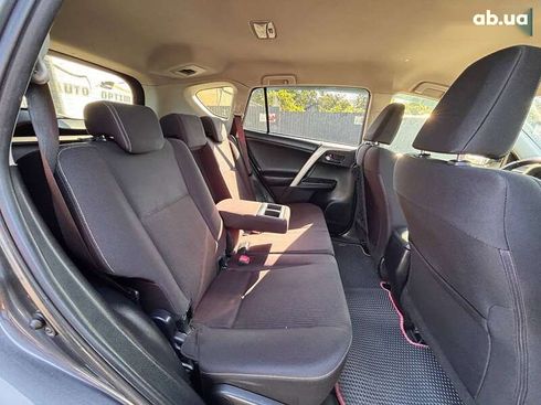 Toyota RAV4 2014 - фото 17