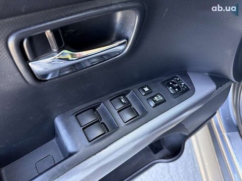 Mitsubishi Outlander 2012 - фото 16