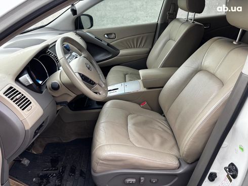Nissan Murano 2008 белый - фото 13