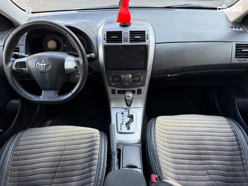 Toyota Corolla 2010 белый - фото 13