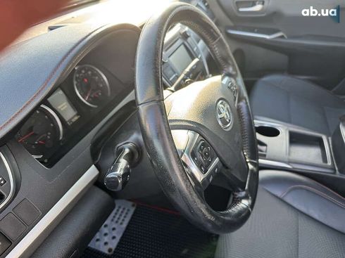 Toyota Camry 2016 - фото 14