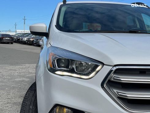 Ford Escape 2016 белый - фото 13