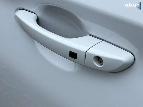 Hyundai Kona Electric 2020 - фото 16