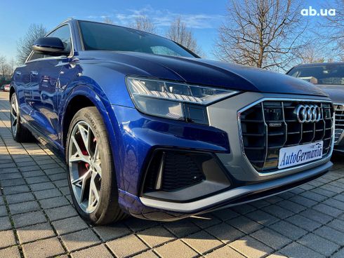 Audi Q8 2021 - фото 2