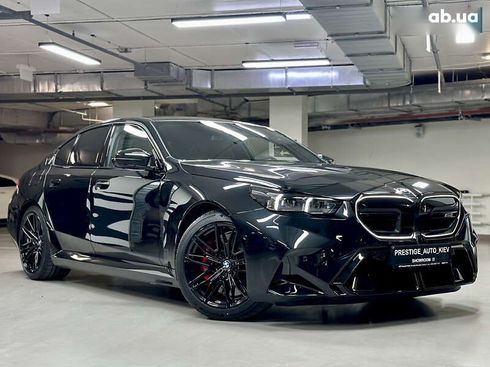 BMW M5 2025 - фото 2
