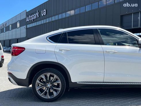 BMW X6 2015 белый - фото 5