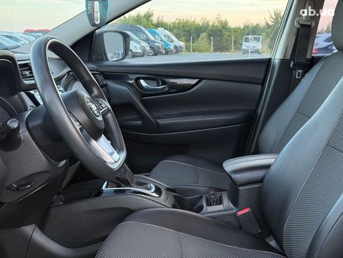Nissan Rogue 2017 черный - фото 14