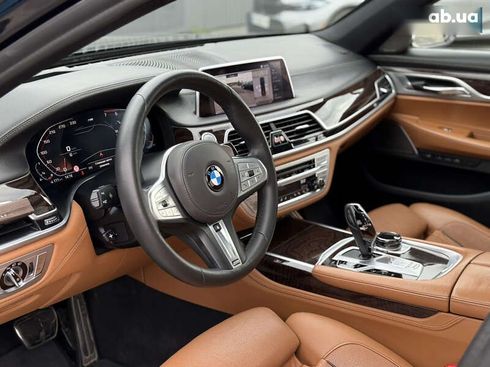 BMW 7 серия 2019 - фото 19