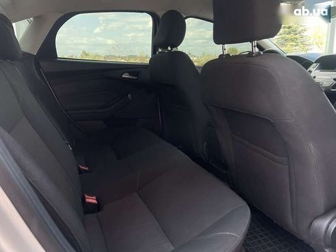 Ford Focus 2015 - фото 18