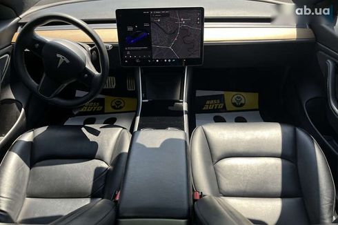 Tesla Model 3 2020 - фото 14