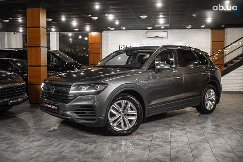 Volkswagen Touareg 2019 - фото 9