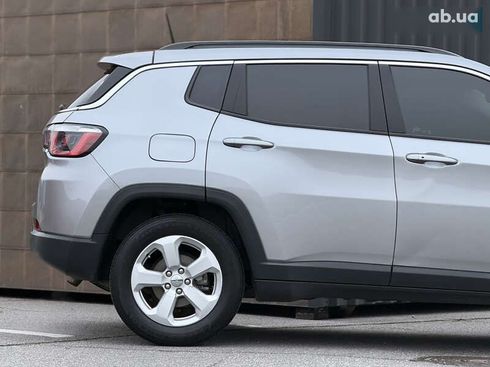 Jeep Compass 2018 - фото 11