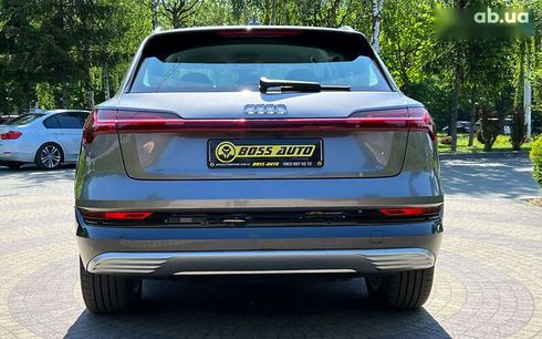 Audi E-Tron 2021 - фото 6