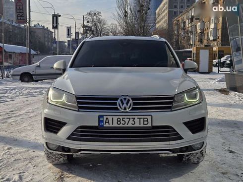 Volkswagen Touareg 2015 - фото 3