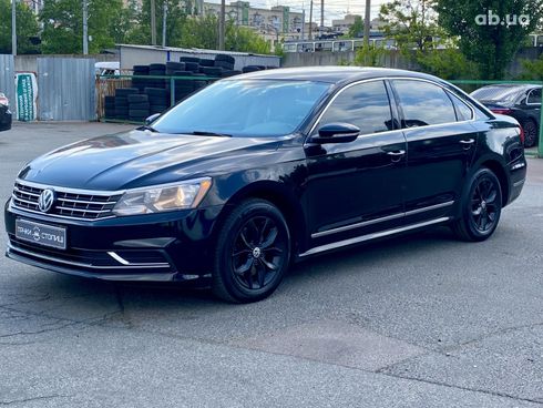 Volkswagen Passat 2016 черный - фото 12