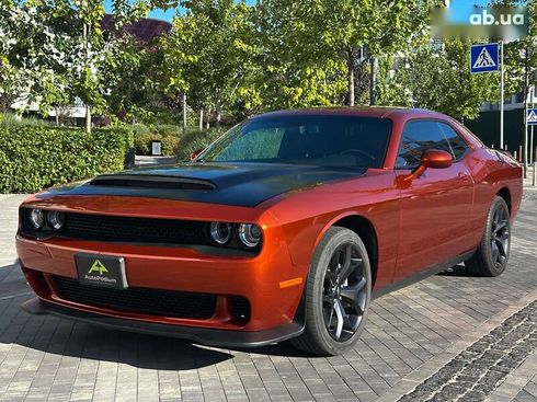 Dodge Challenger 2020 - фото 2