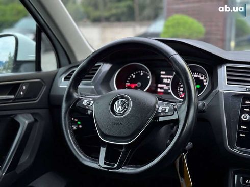 Volkswagen Tiguan 2018 - фото 11