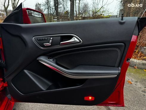 Mercedes-Benz CLA-Класс 2018 красный - фото 29