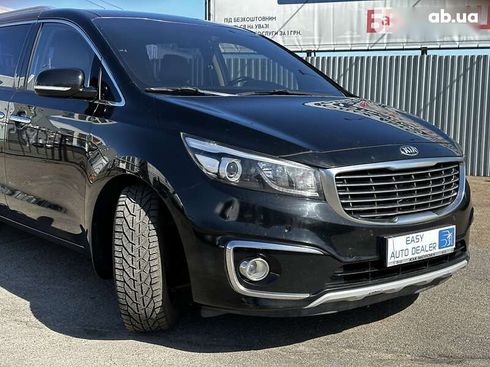 Kia Carnival 2017 - фото 9