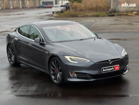 Tesla Model S 2017 серый - фото 24