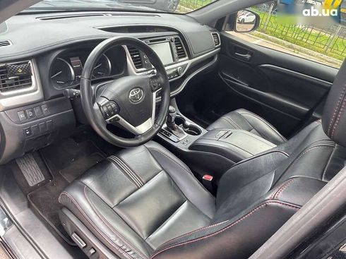 Toyota Highlander 2019 - фото 8