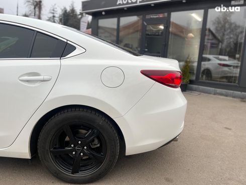 Mazda 6 2017 белый - фото 12