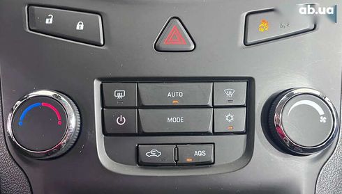 Chevrolet Orlando 2011 - фото 18