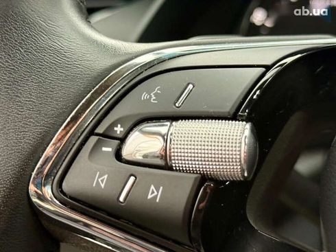 Skoda Octavia 2021 - фото 24