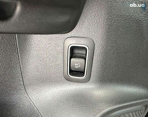 Mercedes-Benz GLB-Класс 2021 - фото 23