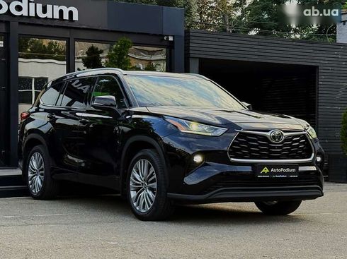 Toyota Highlander 2022 - фото 3