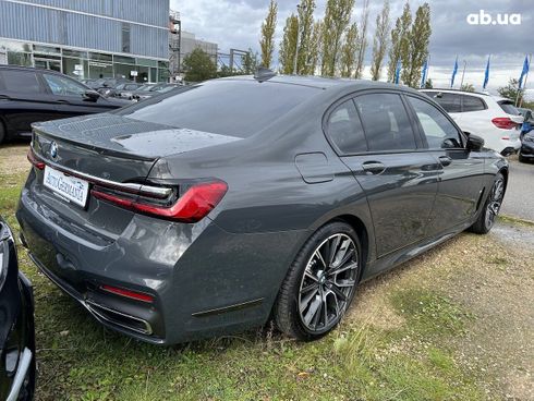 BMW 7 серия 2022 - фото 2