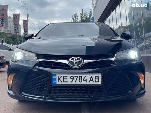 Toyota Camry 2015 - фото 11
