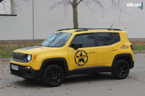 Jeep Renegade 2016 - фото 3