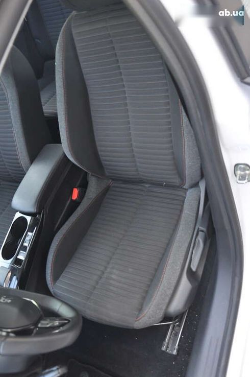 Peugeot e-208 2022 - фото 25