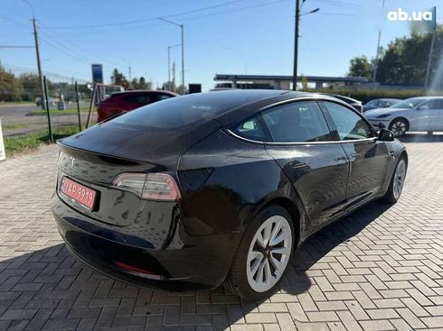 Tesla Model 3 2022 - фото 4