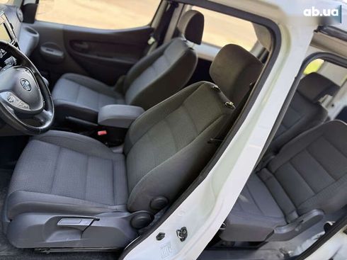 Nissan e-NV200 2018 - фото 7