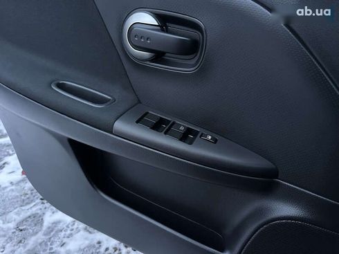 Nissan Note 2010 - фото 25