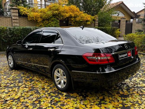 Mercedes-Benz E-Класс 2010 черный - фото 10