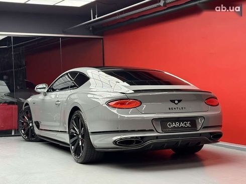 Bentley Continental GT 2021 - фото 25