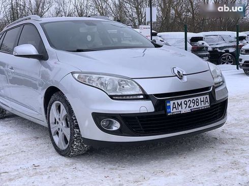Renault Megane 2012 - фото 8