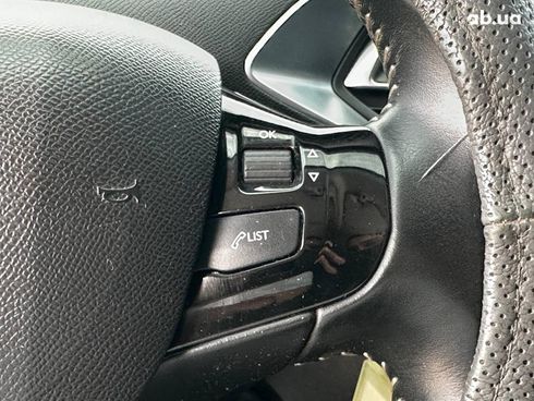Peugeot 308 2019 белый - фото 25