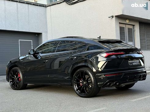 Lamborghini Urus 2020 - фото 25