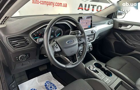 Ford Focus 2019 - фото 10