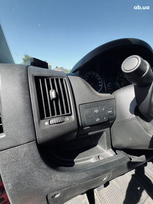 Peugeot Boxer 2013 красный - фото 11