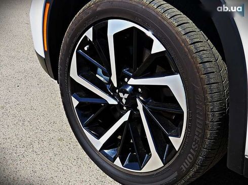 Mitsubishi Outlander 2022 - фото 5