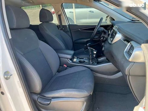 Kia Sorento 2019 - фото 28