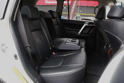 Toyota Land Cruiser Prado 2013 - фото 11