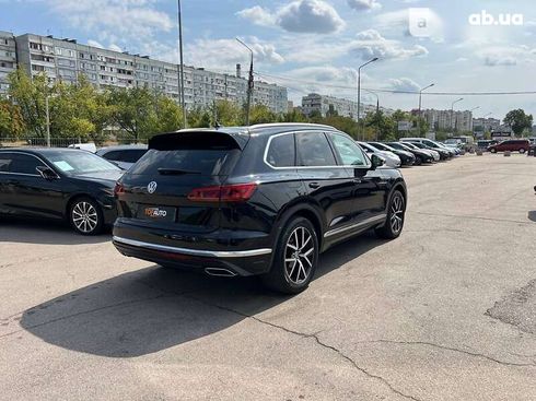 Volkswagen Touareg 2019 - фото 5