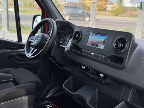 Mercedes-Benz Sprinter 2020 - фото 24