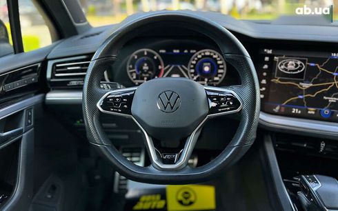 Volkswagen Touareg 2021 - фото 17